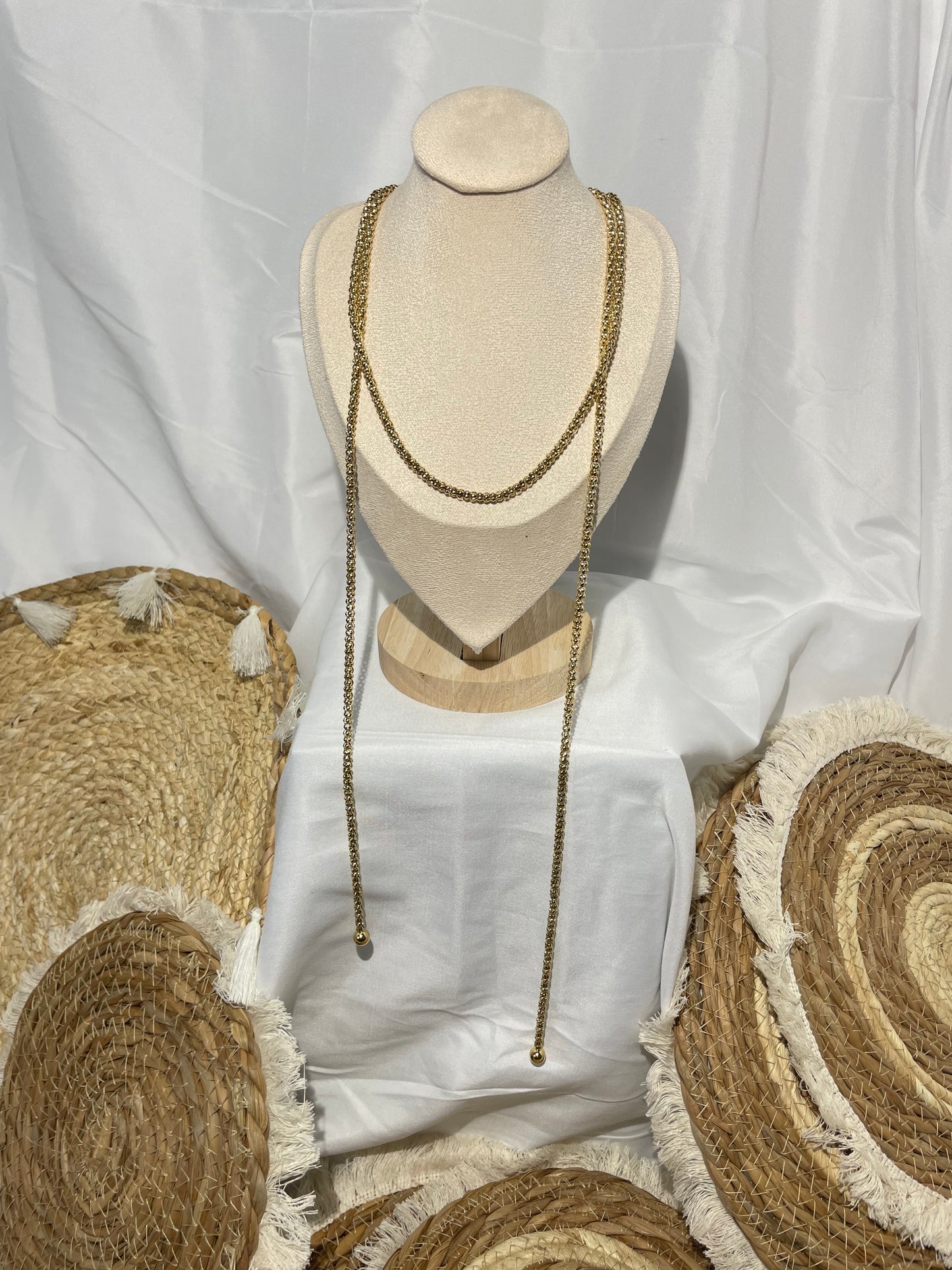 Valencia long necklace