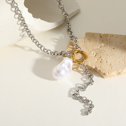 Silver Nova pearl Necklace