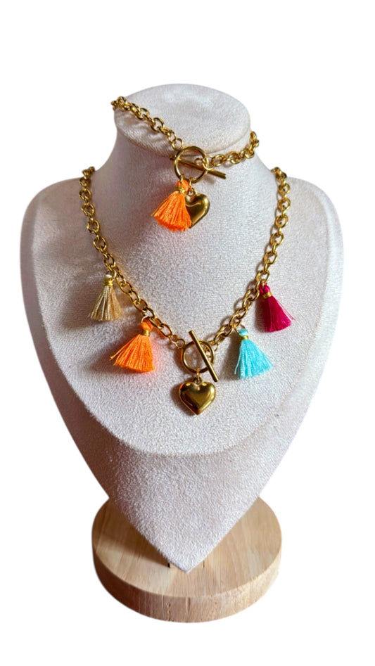 Francia Pop Heart Necklace Set
